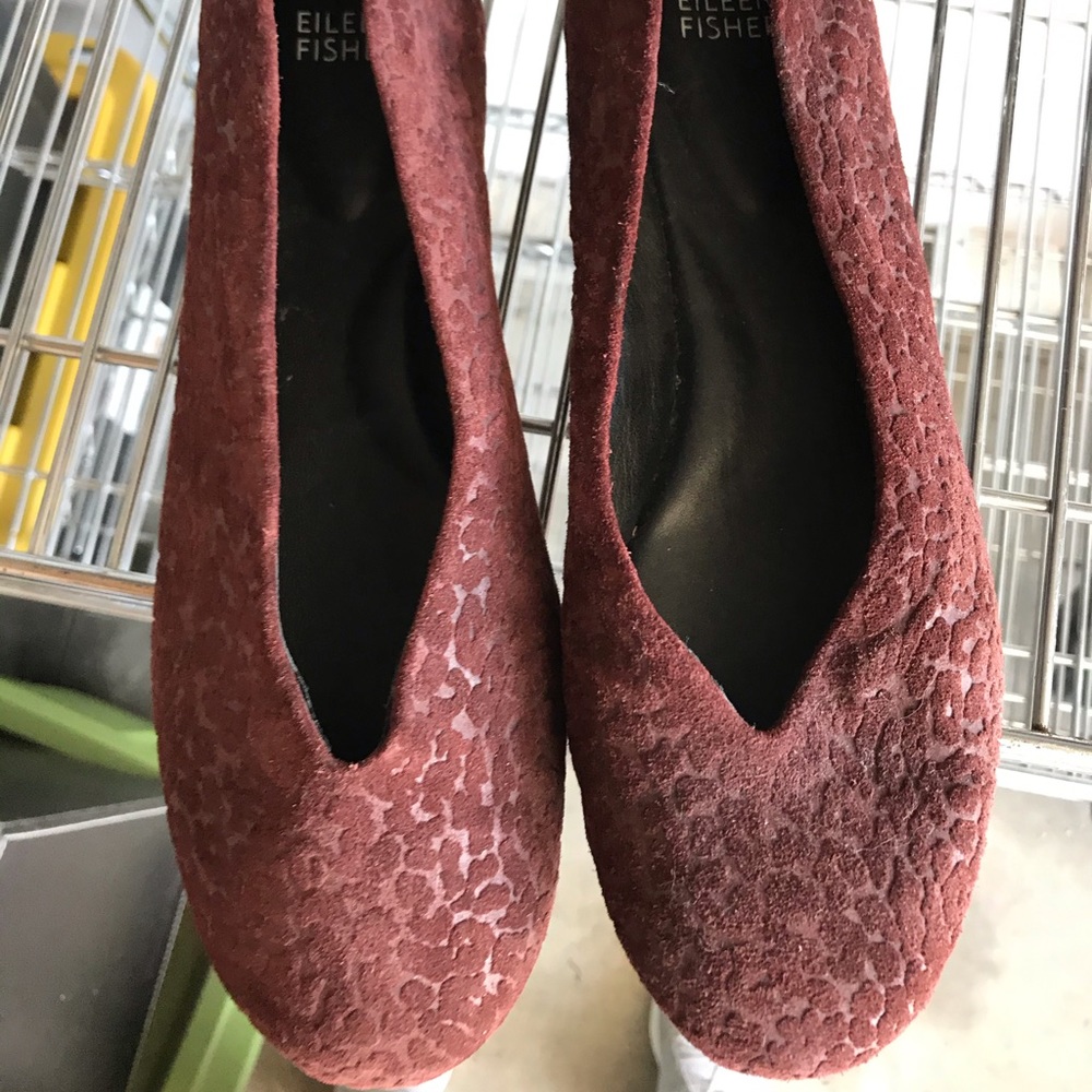 Eileen Fisher flats. Excellent condition Burgundy